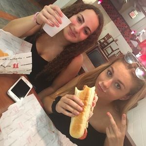 Meet your Posher, Emmy